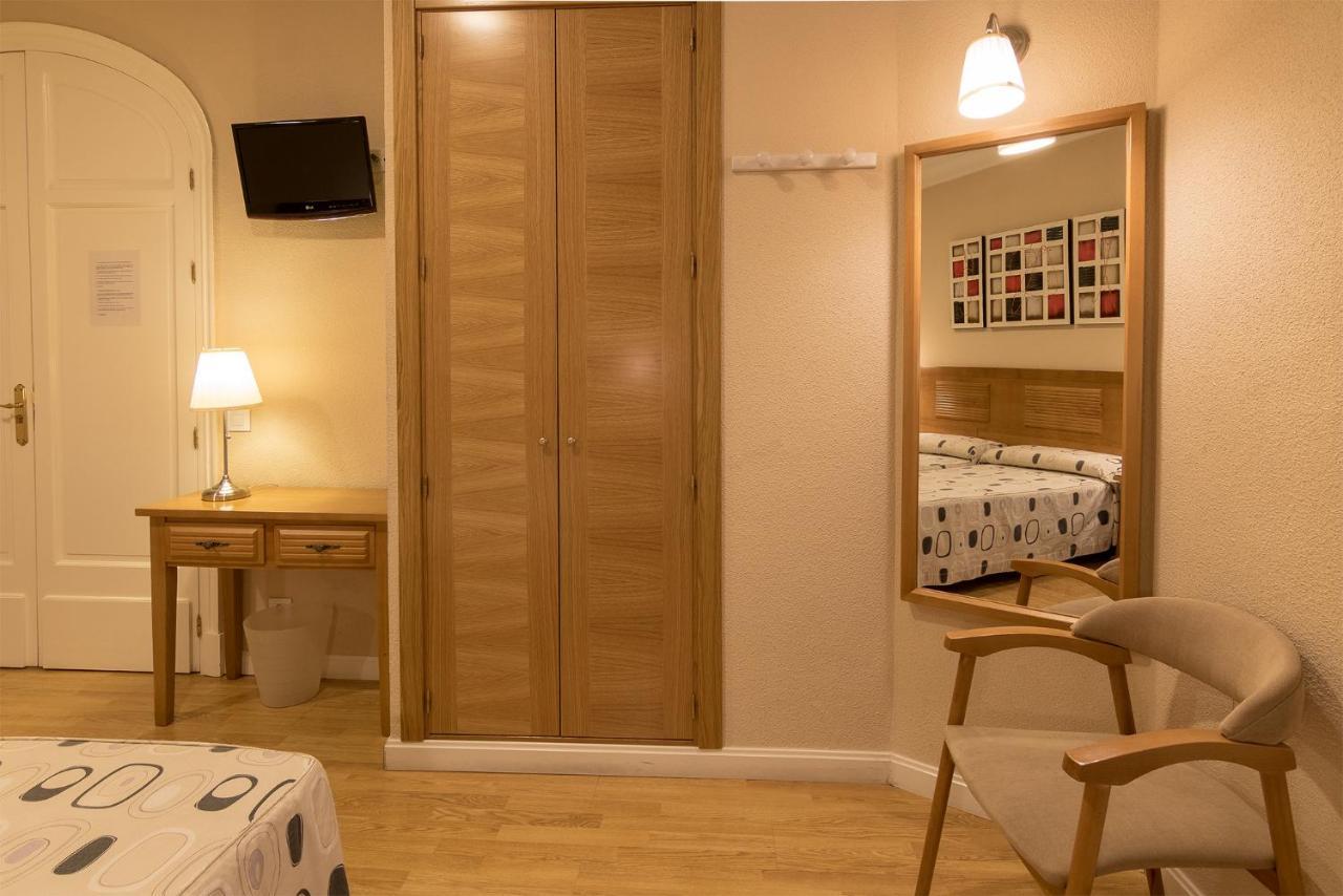 Hostal Santillan مدريد المظهر الخارجي الصورة