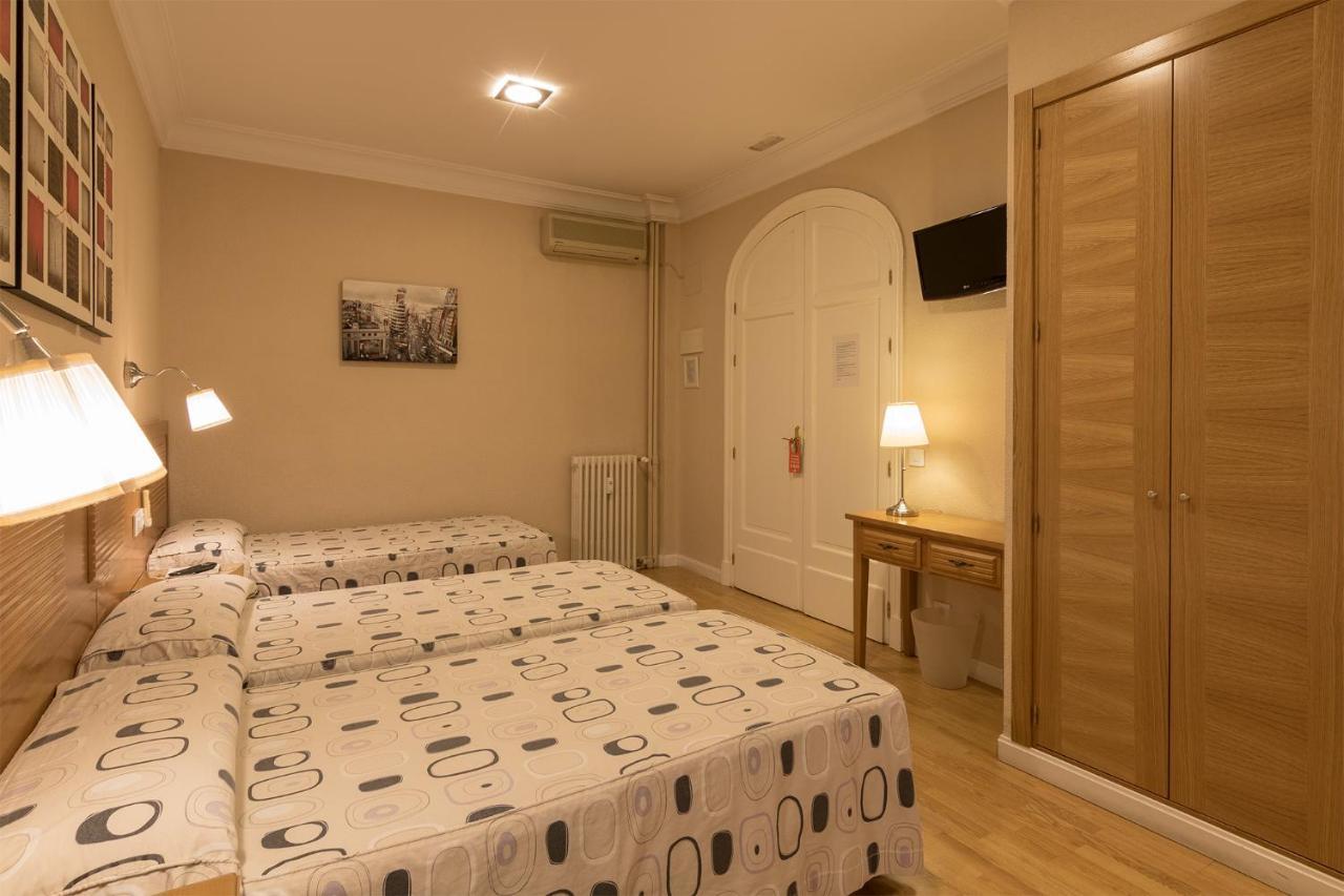 Hostal Santillan مدريد المظهر الخارجي الصورة