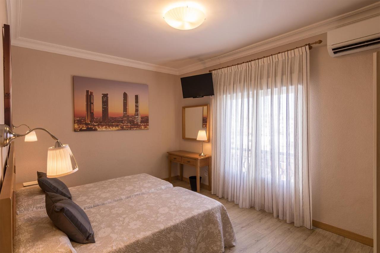 Hostal Santillan مدريد المظهر الخارجي الصورة
