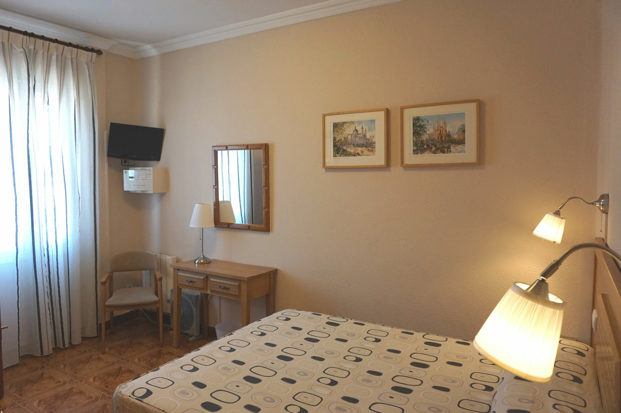 Hostal Santillan مدريد المظهر الخارجي الصورة