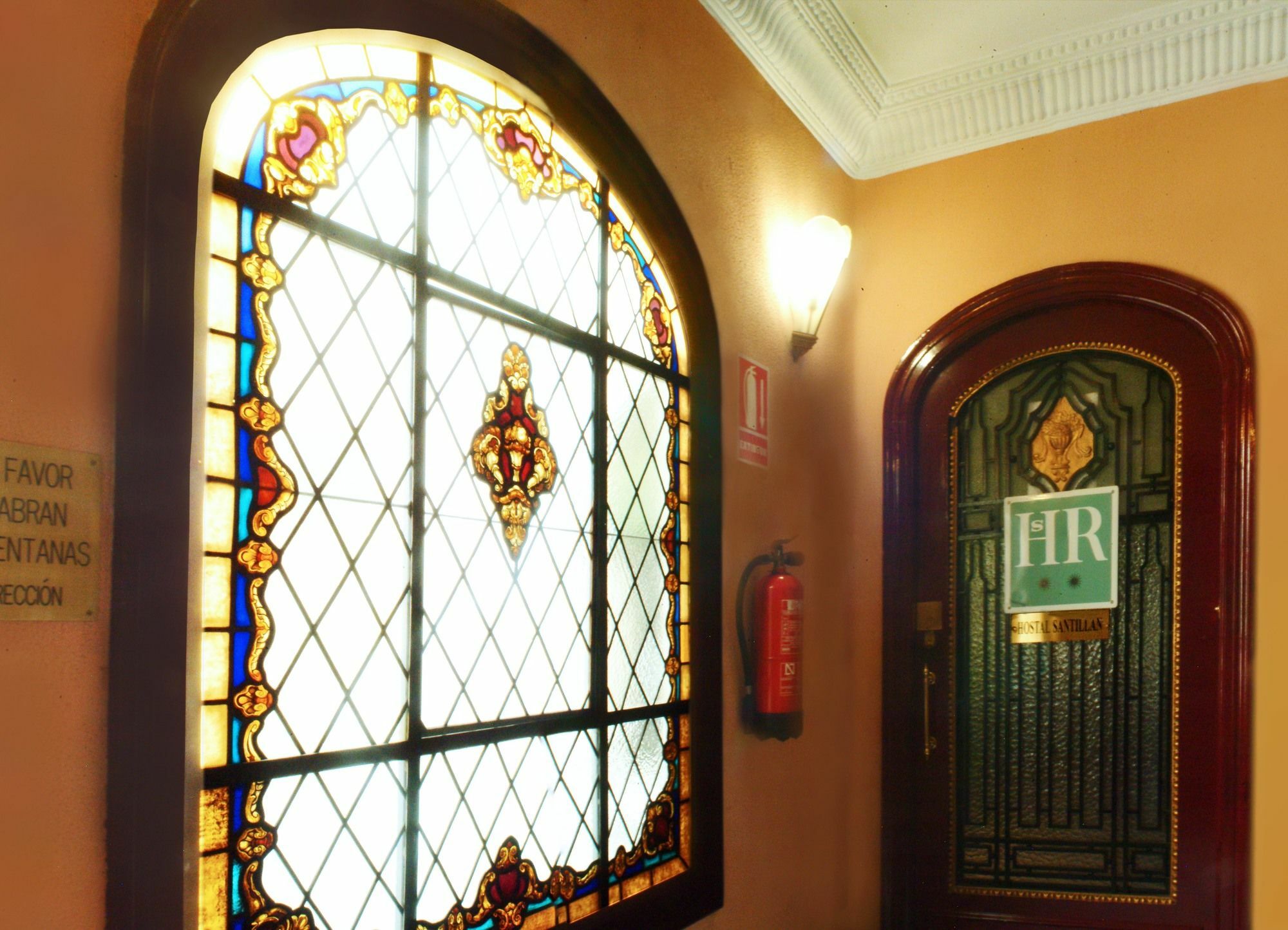 Hostal Santillan مدريد المظهر الخارجي الصورة