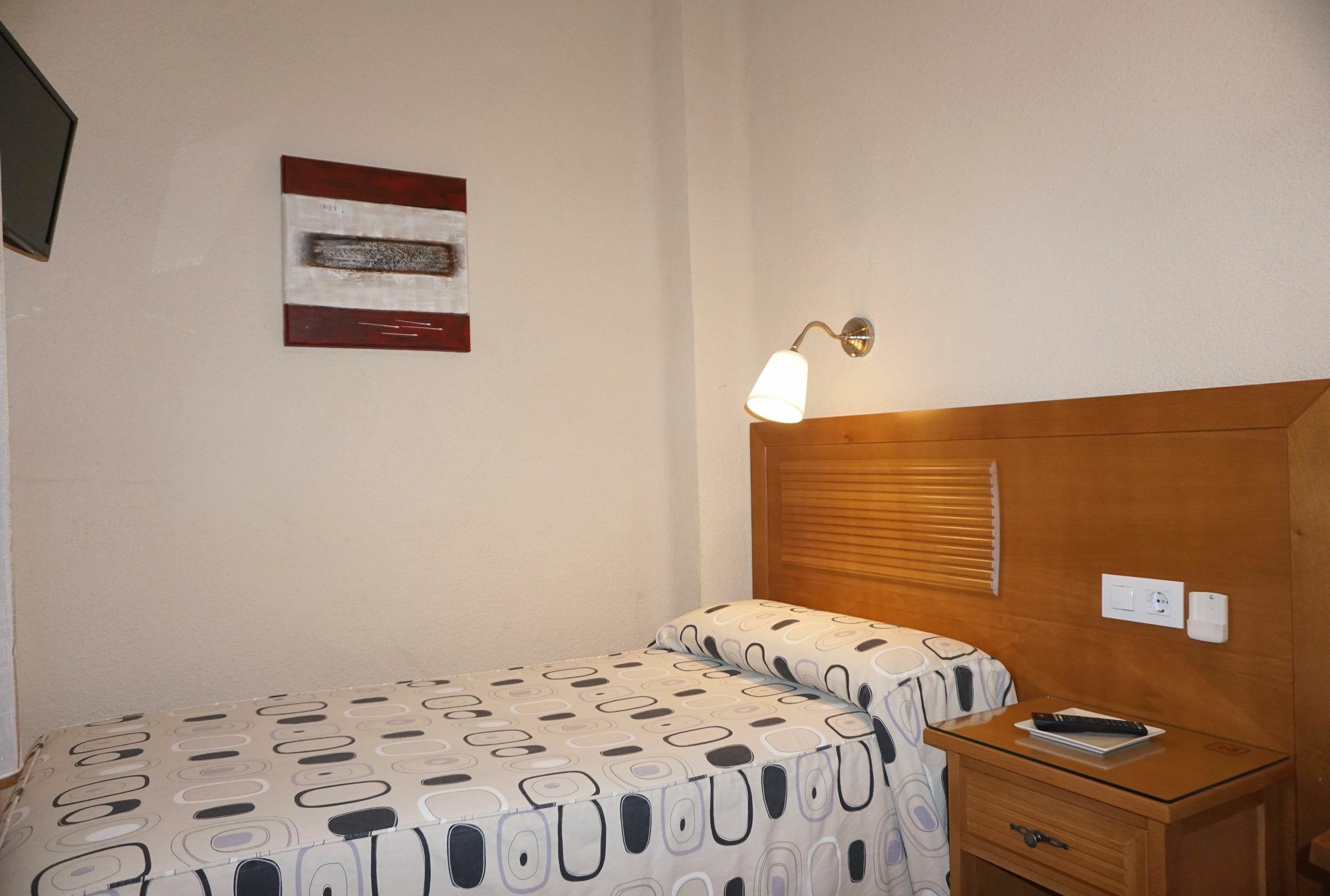 Hostal Santillan مدريد المظهر الخارجي الصورة